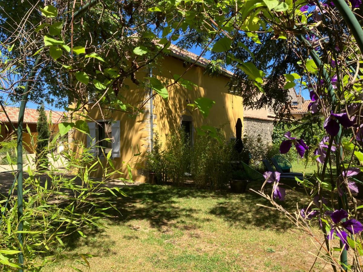 Le Clos De Quintaine Gites De Charme Clessé Kültér fotó